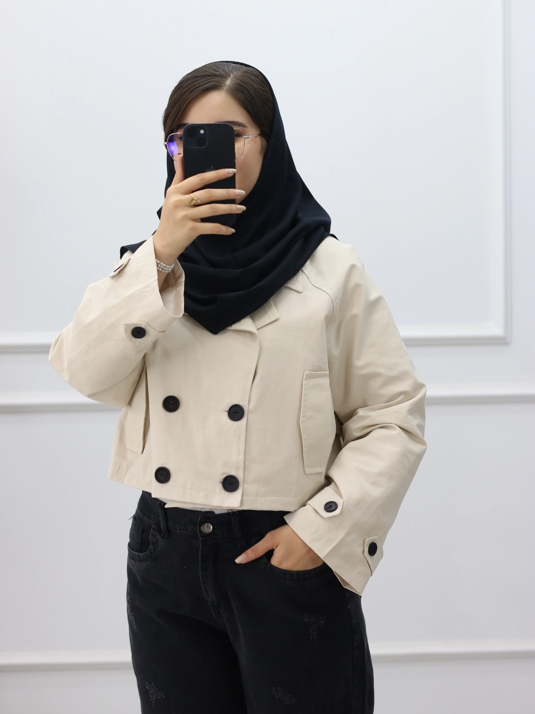 ترنچ کت تیارا
