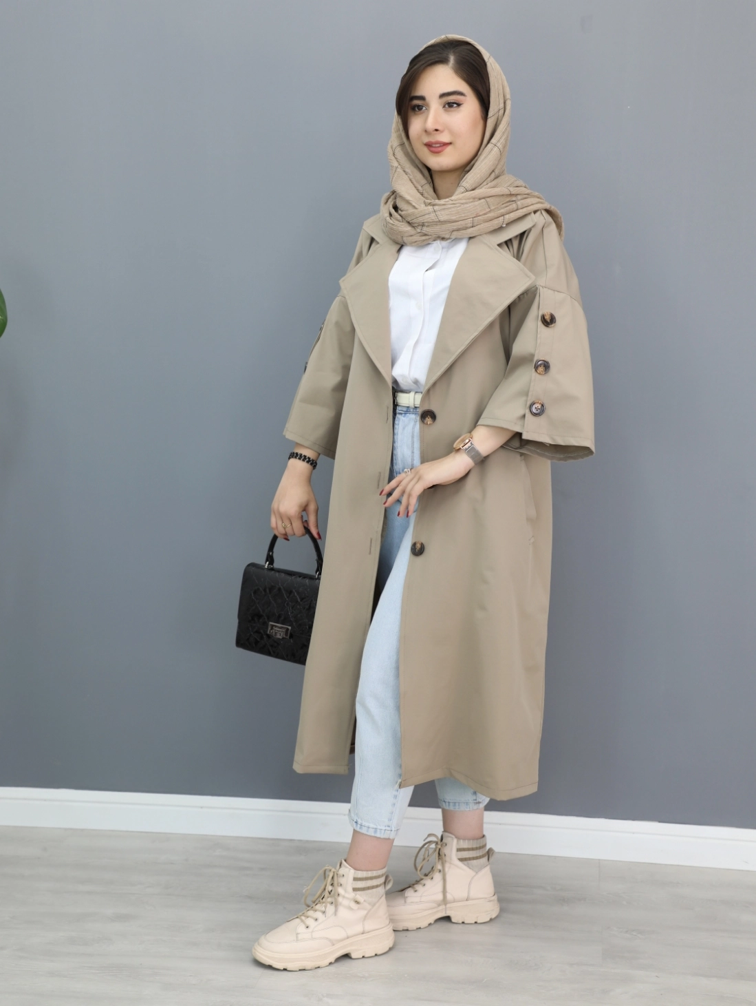 ترنچ کت الهه
