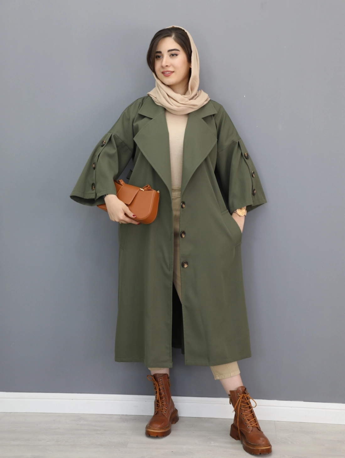 بارونی بلند دالیا