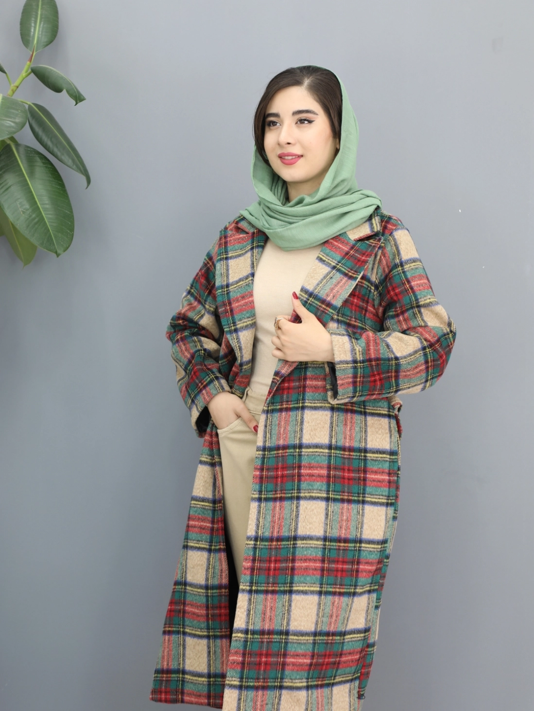 پالتو بلند چکاوه