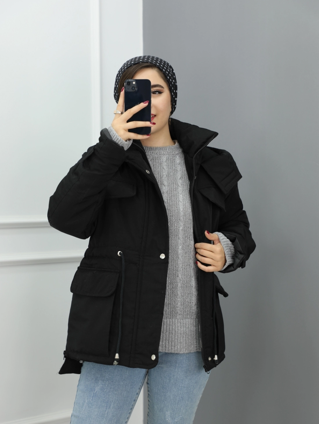 کاپشن فاریا