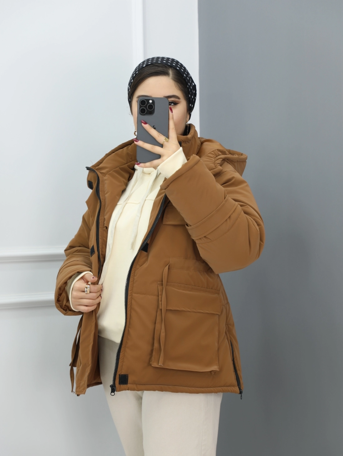 کاپشن سلنا