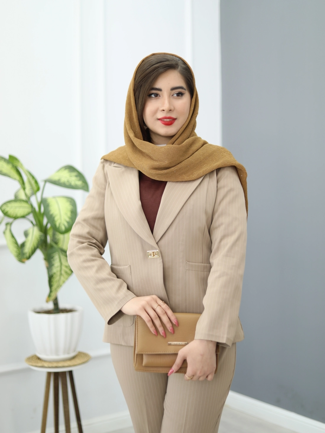 کت و شلوار لیلیوم