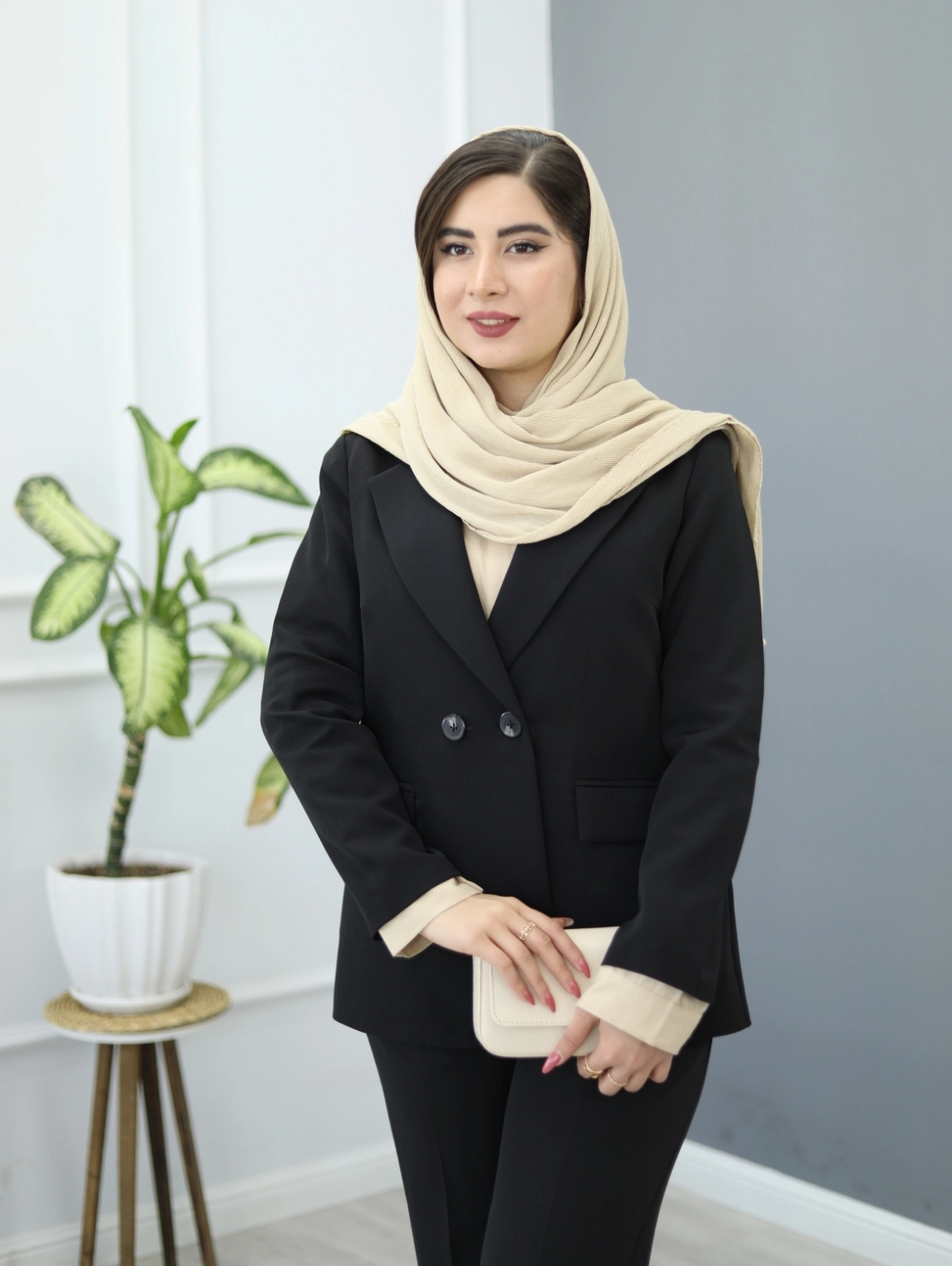 مانتو کتی مهشید