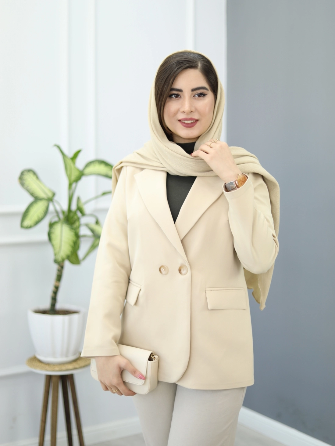 مانتو کتی مهشید