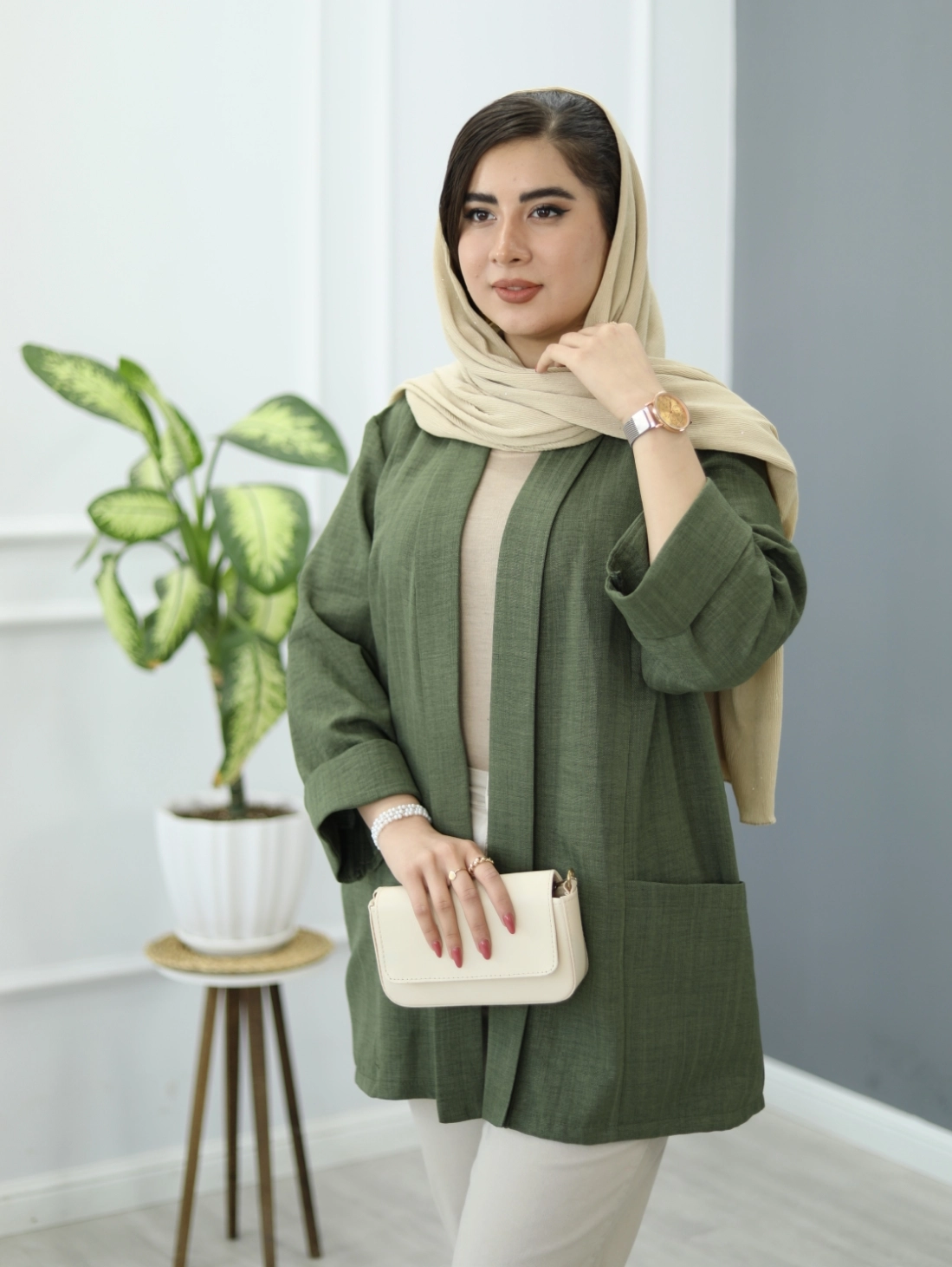 مانتو نینا