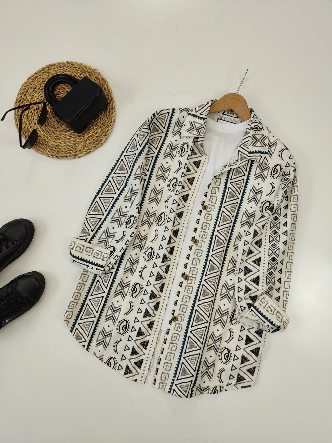 شومیز لارا