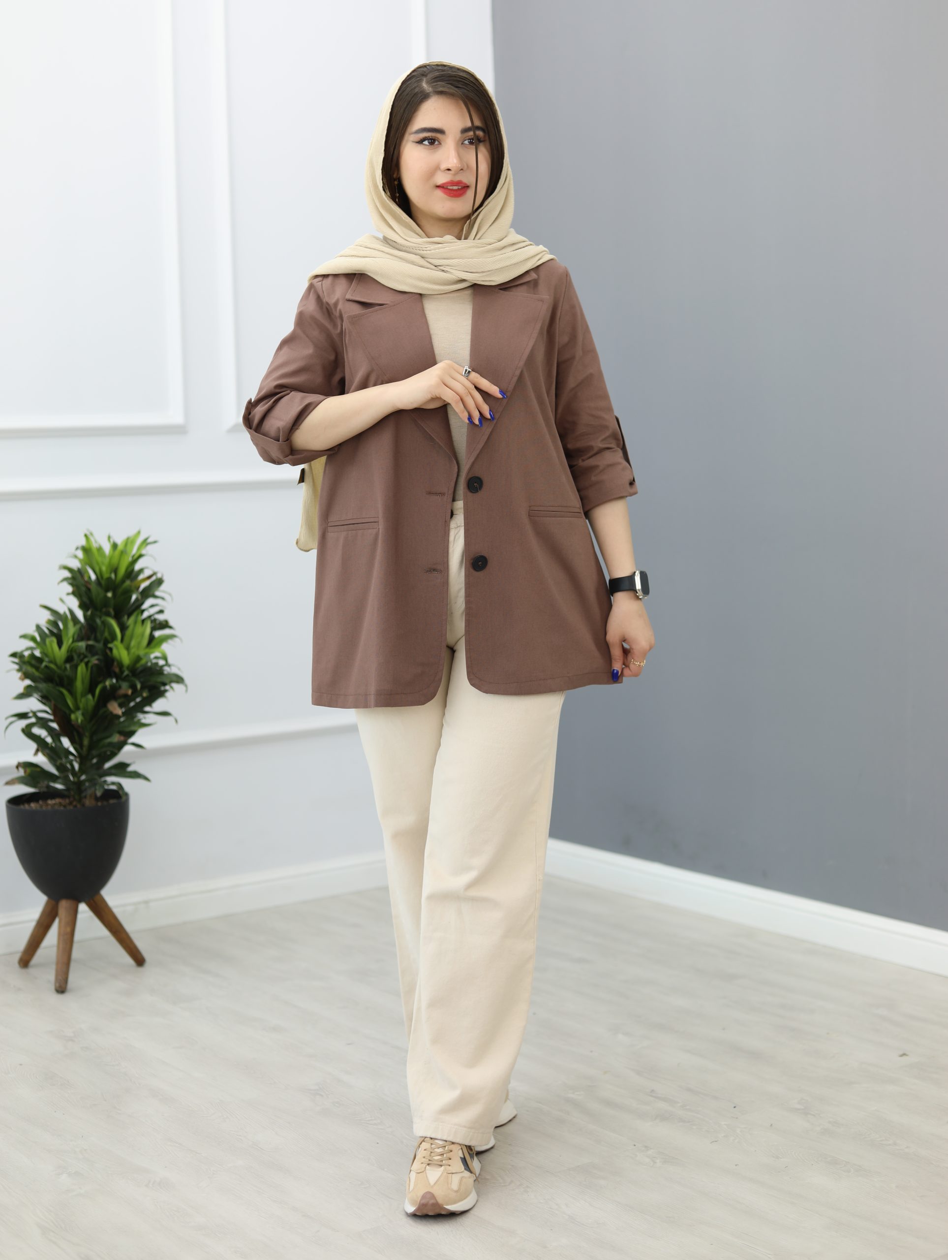 مانتو کتی آپافه